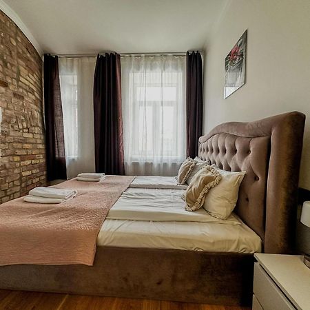 One Bedroom Promenade Apartment Riga Exteriör bild