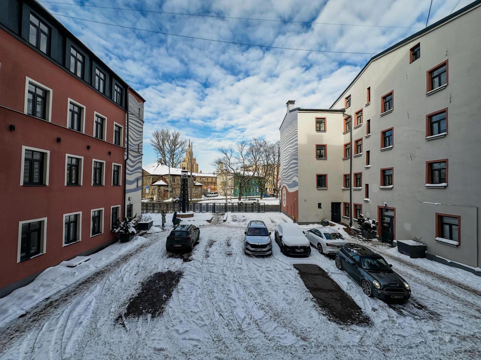 One Bedroom Promenade Apartment Riga Exteriör bild